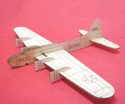 B17仿真轻木手掷飞机模型滑翔机航模比赛益智拼装儿童科普玩具