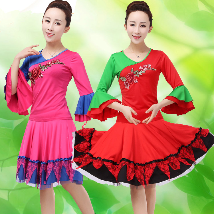 春夏季新款妈妈民族长袖广场舞服装 拉丁舞蹈服云裳跳舞衣服大码
