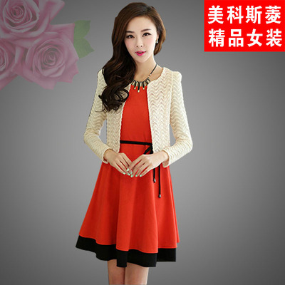 标题优化:2014秋冬新品韩版气质修身显瘦套装裙子女子长袖两件套百搭连衣裙