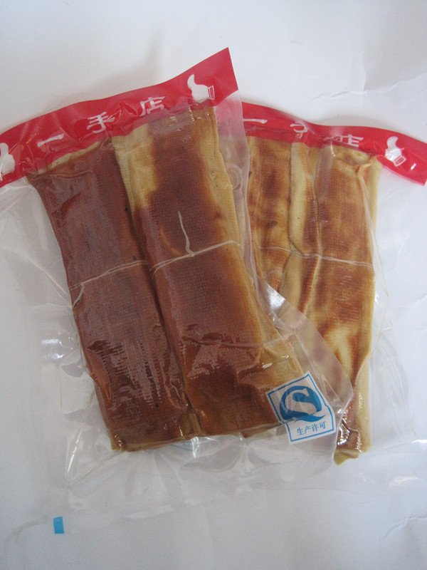 哈爾濱壹手店熟食熏醬幹豆腐卷五香豆腐卷豆幹2卷滿99元包郵在類目 零食/堅果/特產, 豆乾製品/蔬菜乾, 豆腐乾中 - 來自Buy2taobao.com提供專業的淘寶代購服務