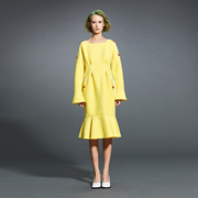 SUNGDO GIN独立原创设计师秋冬黄色上头色条纹拼接茧型鱼尾连衣裙