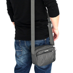 2024夏季男士休闲小包，单肩斜跨包防水牛津布时尚背包旅游