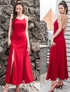 复古大红色修身吊带气质长裙2020性感露背开叉沙滩度假圆领连衣裙