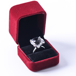 创意大钻石大戒指搞笑表白求爱求婚道具情人，节送女友老婆生日礼物