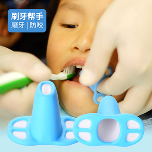 宝宝刷牙神器英国贝迪儿童刷牙指套1-6岁2磨牙棒3牙胶4