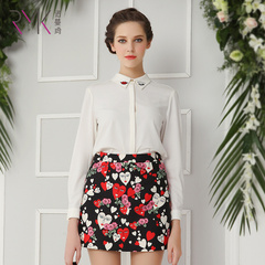 曼琦甜美公主香草黄长袖碎花连衣裙搭配什么颜