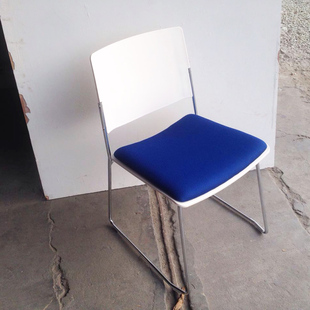 创意电脑椅 时尚洽谈椅 休闲椅固定会议椅 家用餐椅办公塑胶椅子