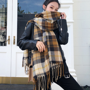 围巾女士冬季韩版学生，百搭超长款格子，加厚保暖仿羊绒披肩两用