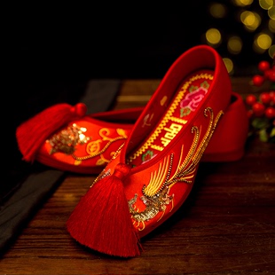 中式婚鞋老北京亮片绣花鞋红色，新娘鞋千层底，流苏上轿布鞋秀禾鞋