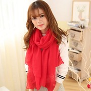 秋冬季女士沙巾长款大红色丝巾纯色棉麻围巾保暖披肩，薄民族风