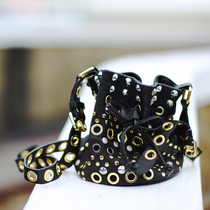 省钱导购铆钉元素包<em>天使之城</em> 新潮女款单肩包