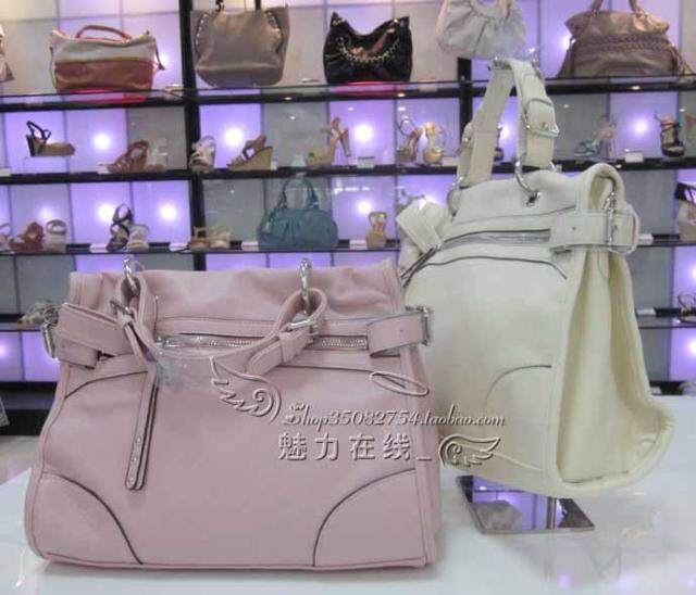<em>达芙妮</em>包包 <em>女包</em>宝贝信息图片,店铺<em>首页</em>装修定