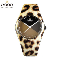 中国购物<em>女士</em>手表时装手表女韩国时尚手链表白