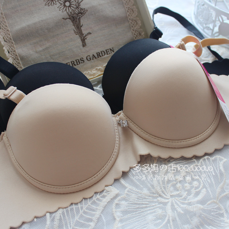 【a<em>罩杯</em>加厚<em>文胸</em>】 最新排行榜_tidu1714_新浪