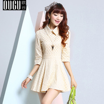 翻领七分袖波浪翻领菱格收腰百褶蓬蓬复古vin