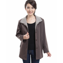 <em>淘宝</em>聚划算购物中老年风衣<em>中老年女装秋装</em>外套