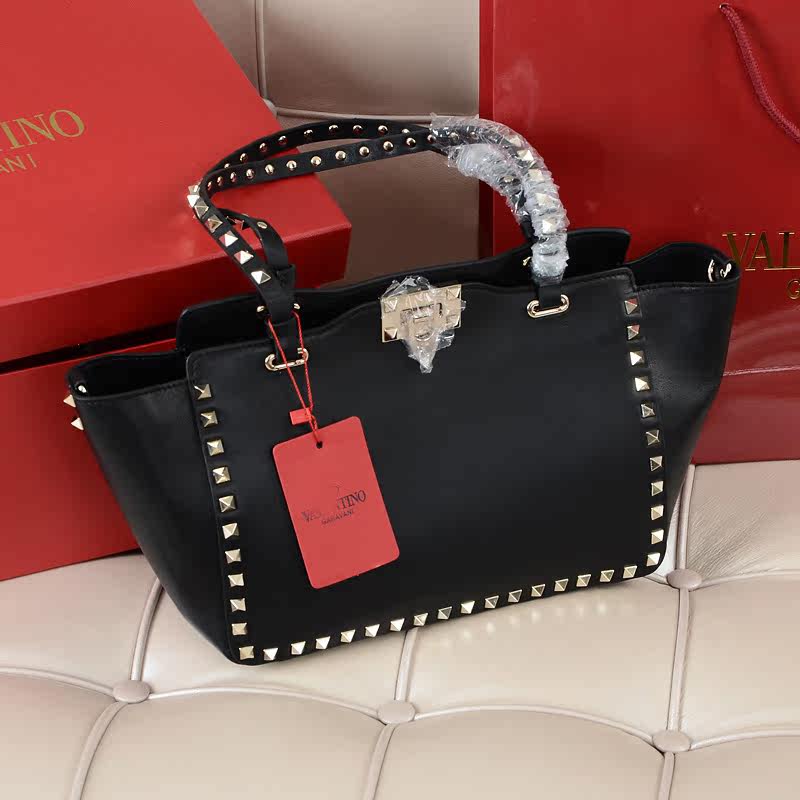 <em>华伦天奴</em>奥兰迪<em>女包</em> 最新排行榜前10名_用户3