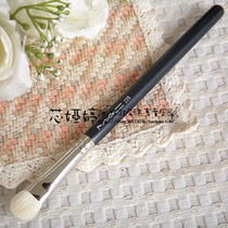 实拍^化妆刷 MAC 魅可 239 正品长杆中号眼影刷 FRANCE 价格:15.00