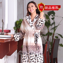<em>睡袍</em>秋冬季<em>红豆居家</em>服珊瑚绒浴袍小鹿印花可爱