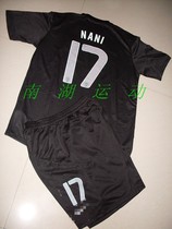 Portugal #17 Nani 葡萄牙客场17号纳尼原版印号足球服 13-14新款 价格:60.00