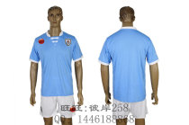 13-14 Uruguay home 乌拉圭国家队主场球衣 个性可印号足球服套装 价格:85.00