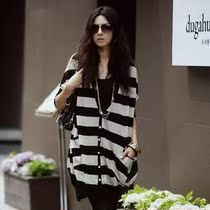 新款韩版V领中袖中长款宽松钩花镂空<em>针织衫</em>女