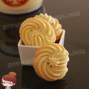 烘焙妞妞:经典黄油曲奇\/原料+三能裱花套装 超