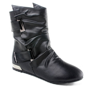 求购乐町模特穿的靴子(平底的有吗?)–淘宝鞋