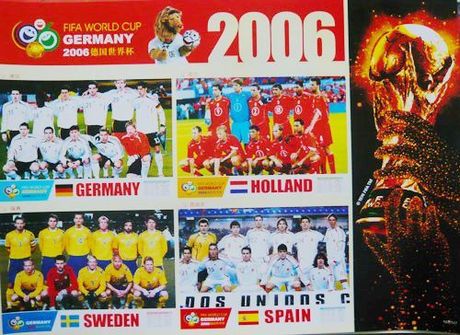 足球海报 2002、2006世界杯战局图 32强队徽