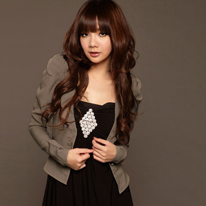 <em>适合</em>身高1.5米的<em>17岁女孩子穿的</em>上身、看起来