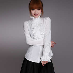 <em>金枝玉叶</em>电视剧中<em>女主角</em>衬衣衣领边有花朵的那