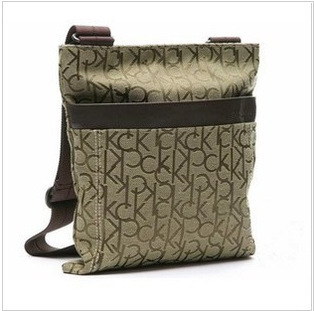 CK正品男士休闲小字母包包 CK韩版男士帆布