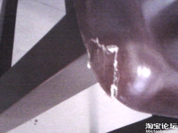 客户在快递公司检查了签收的货,仍然说货物坏