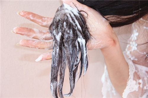 美从<em>头发</em>开始 我信赖<em>多芬</em>-美发美体