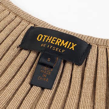 Свитер женский Othermix 12MN023011F Другие материалы Осень 2012 Длинный рукав Рукав "летучая мышь" Вырез лодочка Свитер женский Othermix 12MN023011F Другие материалы Осень 2012 Длинный рукав Рукав "летучая мышь" Вырез лодочка Складки