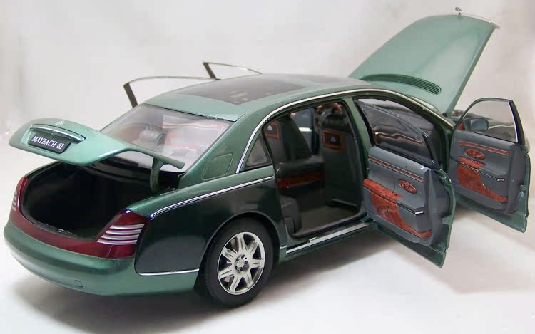 Модель машины OTHER 1:18 62 MAYBACH 62 Модель машины OTHER 1:18 62 MAYBACH 62