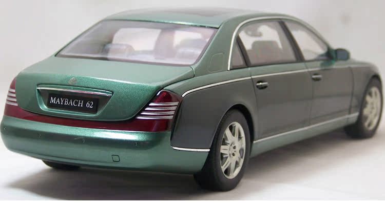 Модель машины OTHER 1:18 62 MAYBACH 62 Модель машины OTHER 1:18 62 MAYBACH 62
