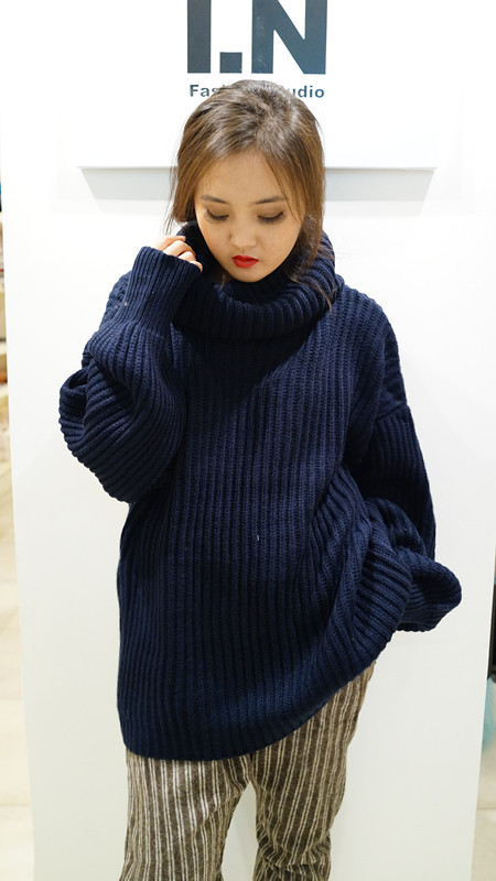 Свитер женский American Apparel AA Свитер женский American Apparel AA