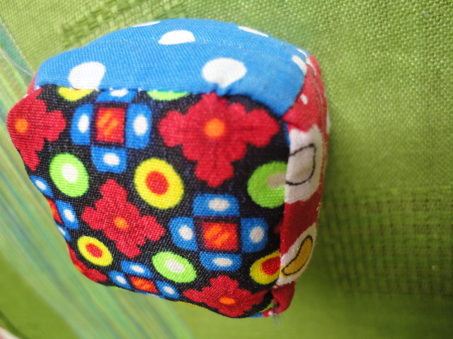 【沙包 扔沙包 传统玩具 民族玩具 陕西玩具 80后玩具 扔沙包】价格,厂家,图片,球类玩具,赵朝(个体经营)-马可波罗网