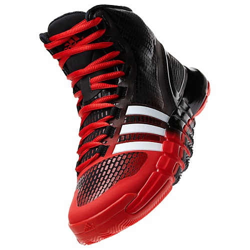 Кроссовки adidas Crazyquick