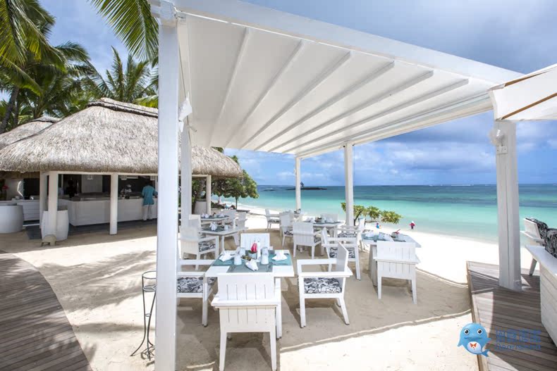  belle-mare-plage-la-kaze-restaurant-and-bar-3