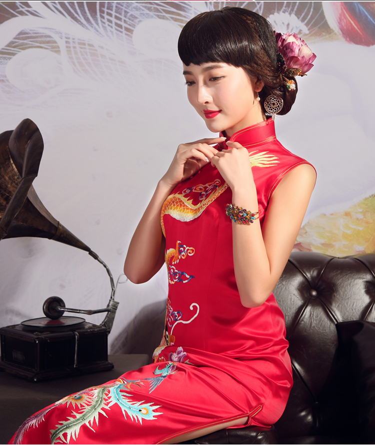 Birds love 2015 summer new heavy Silk Cheongsam retro long red wedding embroidered cheongsam QD 707 red - pre-sale 20 days XXL pictures, price, brand platters! Elections are good character, the national distribution, so why buy now enjoy more preferential! Health