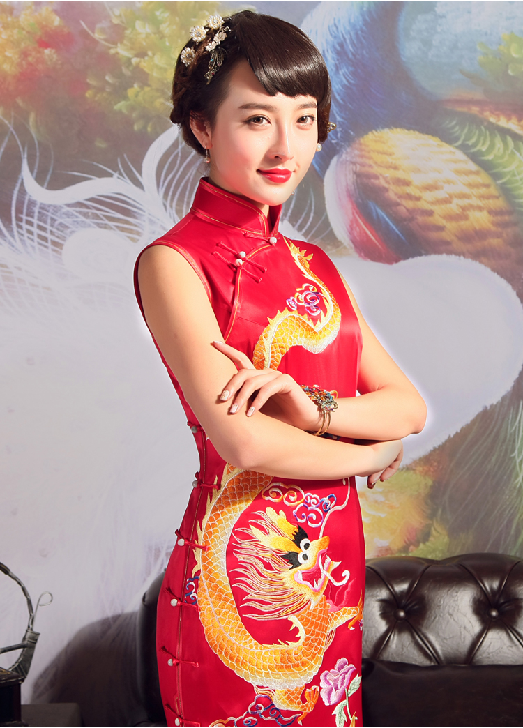 Birds love 2015 summer new heavy Silk Cheongsam retro long red wedding embroidered cheongsam red - pre-sale 20 days XXL pictures, price, brand platters! Elections are good character, the national distribution, so why buy now enjoy more preferential! Health