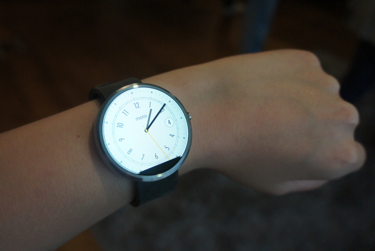 Умные часы Motorola Moto 360 Iwatch Andriod Wear Умные часы Motorola Moto 360 Iwatch Andriod Wear