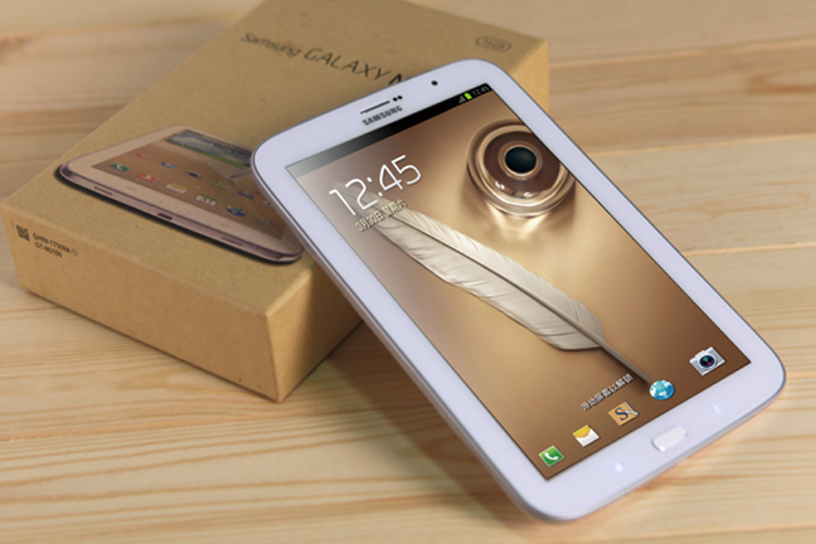 Планшет Samsung GALAXY Tab3 SM-T311/T310 Планшет Samsung GALAXY Tab3 SM-T311/T310