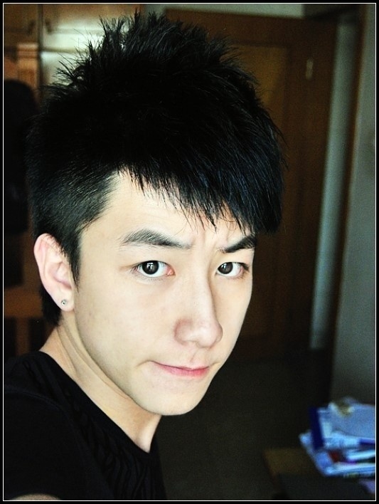 60款男头型 无需头帘遮挡