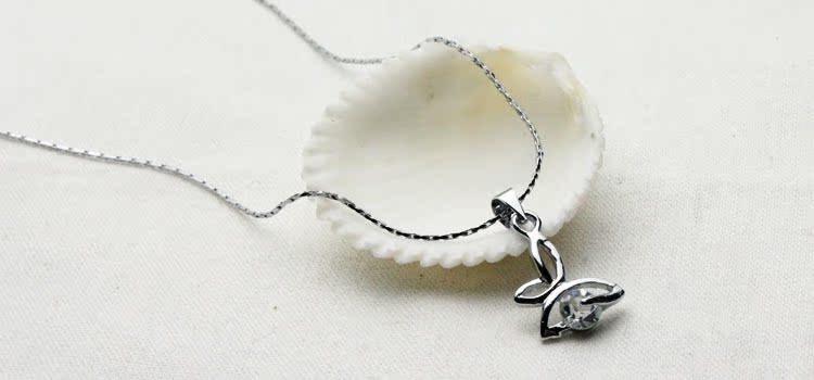 锆石吊坠批发G37 蝴蝶吊坠 仿真白金饰品 防过