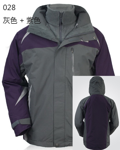 先去专柜试穿!新品!哥伦比亚冲锋衣国内专柜、