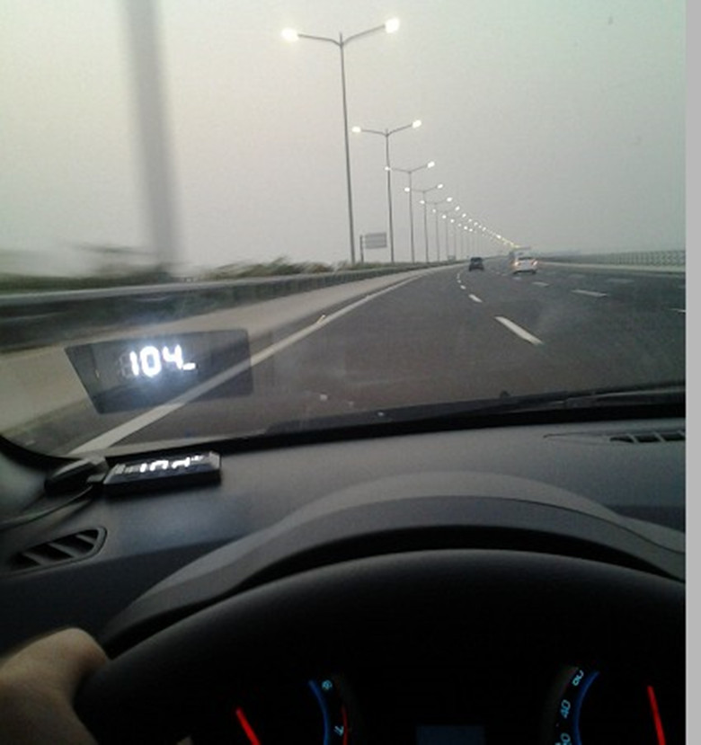 其他汽车安全用品-HUD M09通用科鲁兹英朗君