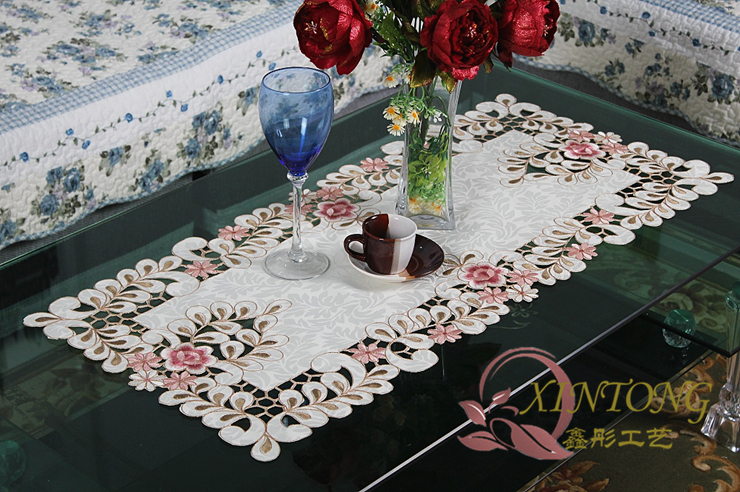 Скатерть Xin Tong 809 6730 Скатерть Xin Tong 809 6730